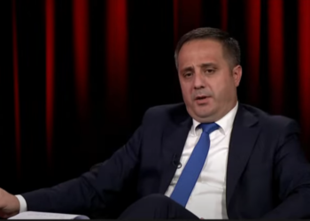 Selmanaj për Kurtin: Mashtrues ordiner, tradhëtinë ta shet si akt patriotik