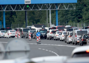 Serbia arreston një mërgimtar në kufi, shkak emblema e UÇK-së