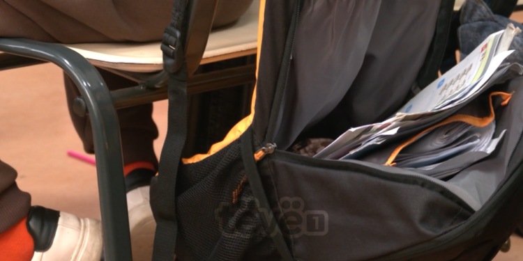 20 fëmijë të komuniteteve RAE ulen për herë të parë në bankat shkollore