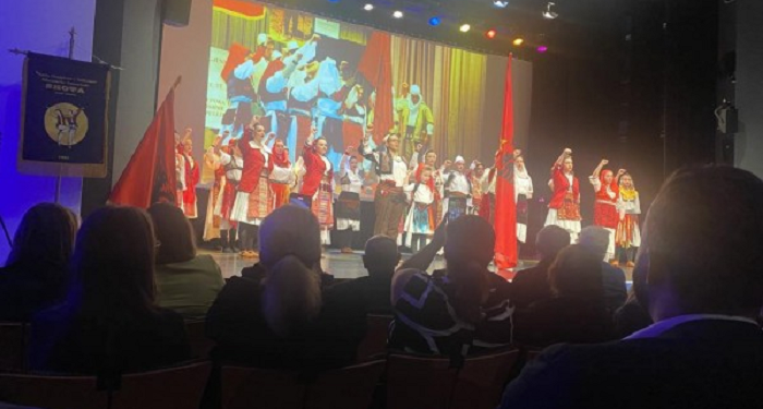 Shkolla shqiptare e vallëzimit “Shota” në Zvicër festoi 30 vjetorin e punës