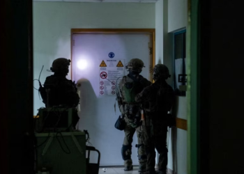 Të paktën 30 foshnje evakuohen nga spitali Shifa në Gazë