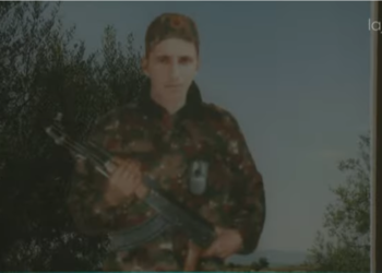 “Ushtari i parë që vdiq në duart e mia” – Rrëfimi i dhimbshëm për dëshmorin 20 vjeçar