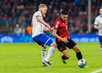 Shqipëria barazon, por kualifikohet si lidere në grup