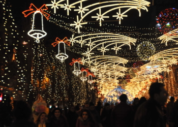 Komunat ndajnë nga 3 mijë deri 50 mijë euro për dekorim të shesheve në fundvit