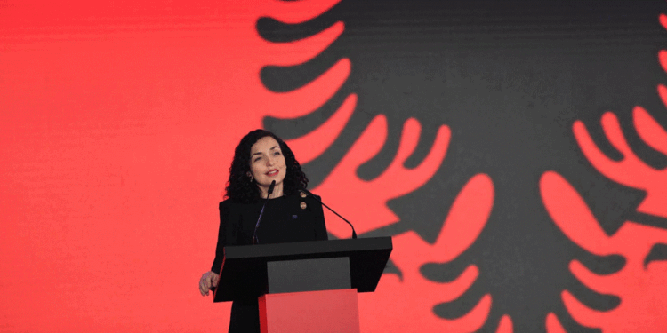 Osmani uron Shqipërinë në 111 vjetorin e pavarësisë: Kosova do të jetë gjithnjë në krah me ju