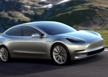 Pse veturat Tesla që prodhohen në Evropë po rezultojnë më të mira sesa ato në Amerikë?