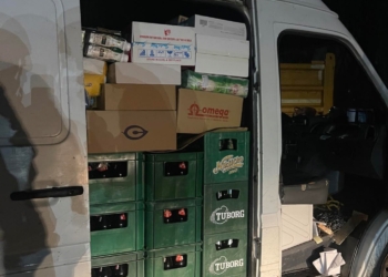 Kamioneta futet ilegalisht në Kosovë, gjenden mallra me prodhim të Serbisë