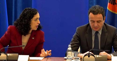 Osmani dhe Kurti diskutojnë nën tensione