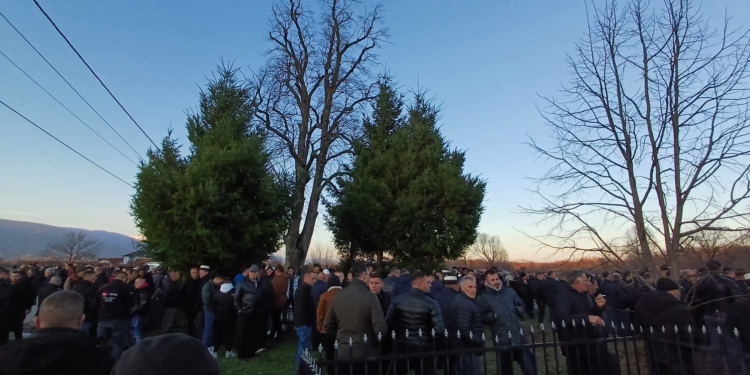 Familja Syla falë gjakun e të birit që vdiq në aksident