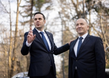 Abdixhiku në Pejë: Kur një komunë e një kryetar punon sa një Qeveri