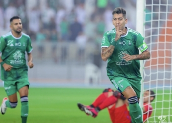 Firmino rikthehet në Angli