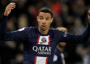 Ekitike do të huazohet te Palace