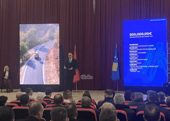 Hyseni shpalos “të arriturat” e punës dy vjeçare në Gjilan