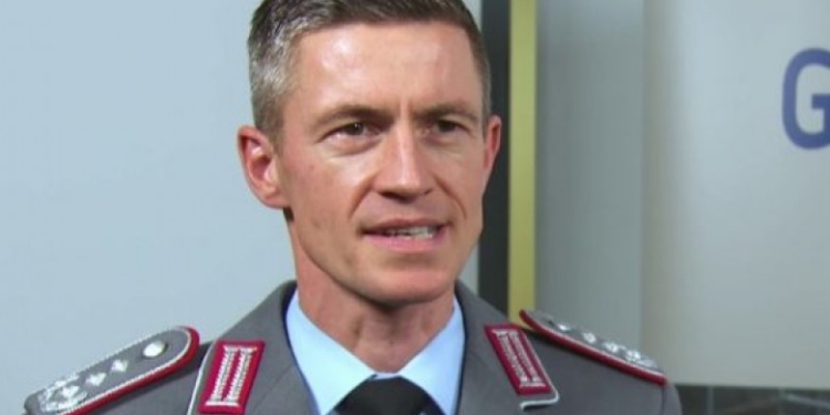 Gjenerali gjerman: Situata e sigurisë në Kosovë po përkeqësohet