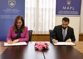 ​55 studentë nga komuniteti egjiptian, ashkali dhe rom përfitues të bursës