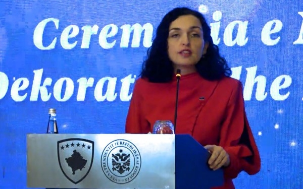 ​Osmani dekoroi personalitete të shquara e institucione të rëndësishme për 2023