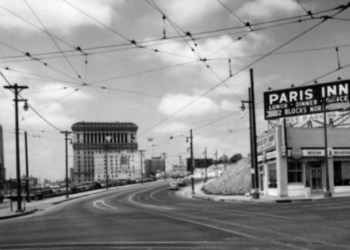 ​Autostrada e parë në Los Anxhelos para 83 vjetësh