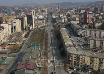 Komunat pro dhe kundër faljes së 100 eurove të tatimit në pronë