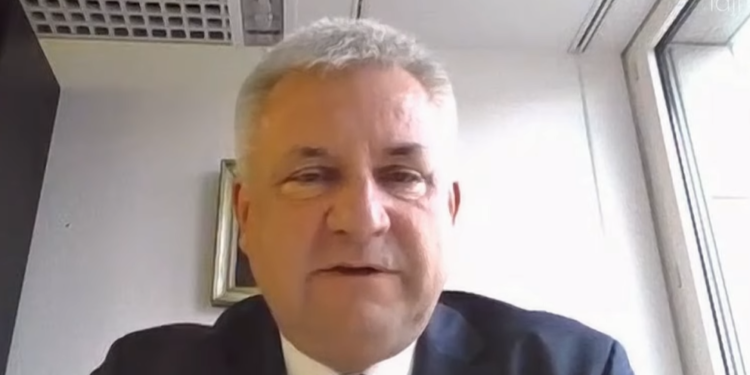 Deputeti gjerman: T’i hiqen masat ndëshkuese Kosovës