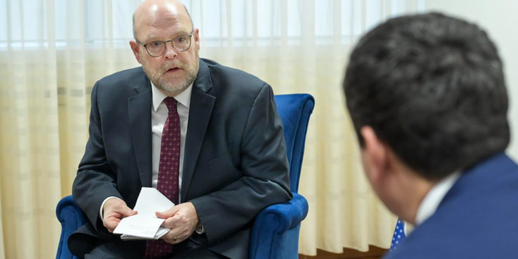 Kurti priti ambasadorin Hovenier, e falënderoi për mbështetje gjatë vitit