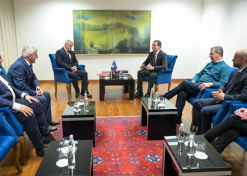 Kurti priti liderët politikë të Luginës së Preshevës, u premtoi mbështetje të mëtutjeshme