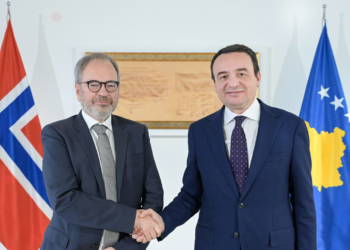 Kurti priti përfaqësuesin e Norvegjisë për Ballkanin Perëndimor, i kërkoi rritjen e sigurisë në veri