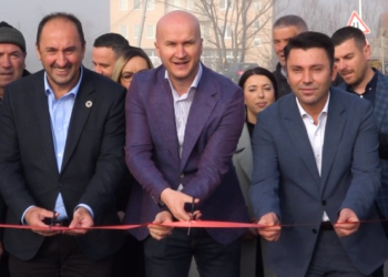 Përurohet rruga transit e Shtimes që lidh Lipjanin, Ferizajn dhe Prishtinën