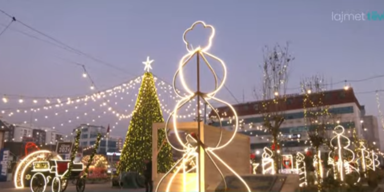 Sa shpenzuan institucionet për festat e fundvitit?