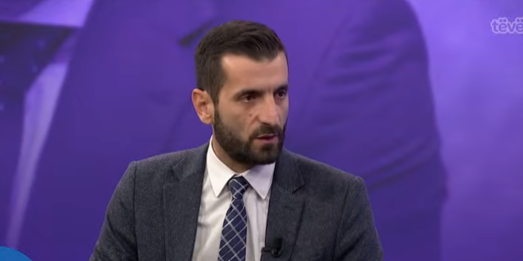 Demhasaj: Radoiçiqi mundet me kalu në Rumani pa asnjë “therrë në këmbë”