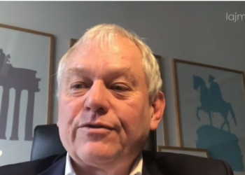 Deputeti gjerman: Po presim nëse Vuçiq do t’i respektojë marrëveshjet