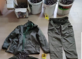 Policia sekuestron mjete të forta në veri, thotë se mund të përdoreshin për sulm ndaj tyre
