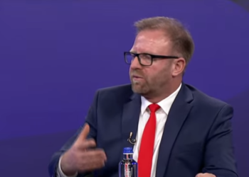 Abazi: Kuvendi jofunksional, 30% e deputetëve s’kanë mikrofona