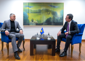 Kurti dhe Jovanoviq diskutojnë për raportet Kosovë – Serbi