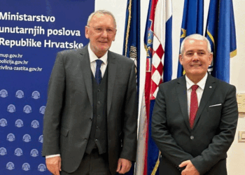 Sveçla e njofton homologun e tij kroat për përkushtimin e Kosovës kundër krimit