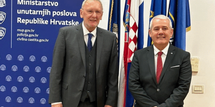 Sveçla e njofton homologun e tij kroat për përkushtimin e Kosovës kundër krimit