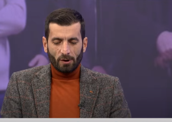 Demhasaj thotë se Kurti po tenton ta krijojë momentumin për një bashkim kombëtar