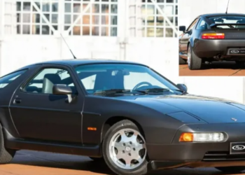 Një Porsche e veçantë e ruajtur për 30 vite po shkëlqen në një ankand në Paris