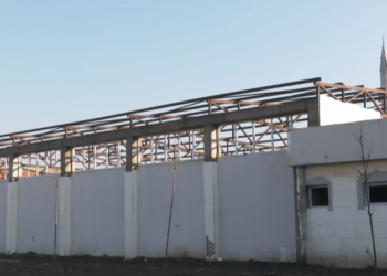 Shkolla e nisur që 7 vjet në Pozheran, ende nuk ka përfunduar