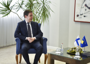 Ambasadori finlandez: Kosova dhe Serbia të shfrytëzojnë momentumin për normalizim