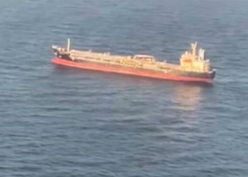 SHBA-ja thotë se Irani ka sulmuar një cisternë me lëndë kimike afër Indisë