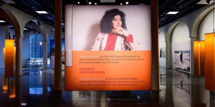 Fituesja e Nobelit për Paqe thotë se populli iranian do të triumfojë kundër sunduesve