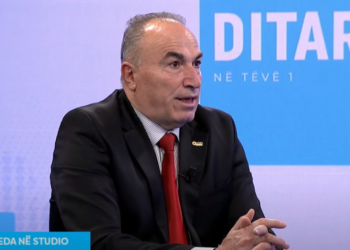 AKB thotë se nga bursa kapitale përfitojnë qytetarët dhe shteti