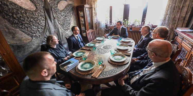 Kurti: Konferenca e Bujanit u mbështet në të drejtën e popujve për vetëvendosje