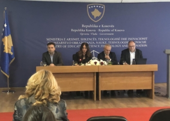Rezultatet e testit PISA: Kosova pothuajse në fund për matematikë, shkencë e lexim