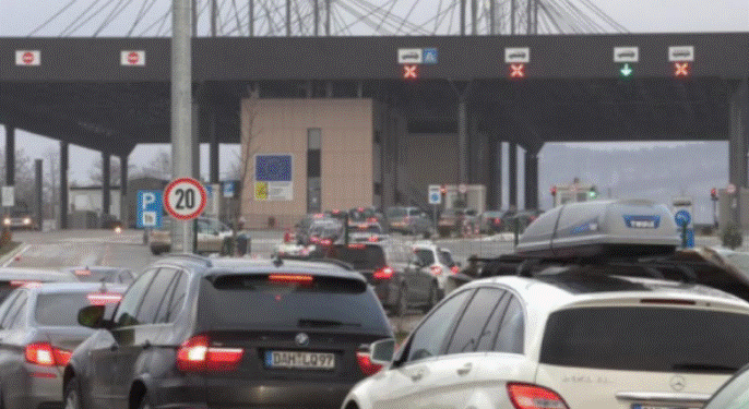 Mërgimtarët ia mësyjnë Kosovës, kaq janë pritjet në pikat kufitare