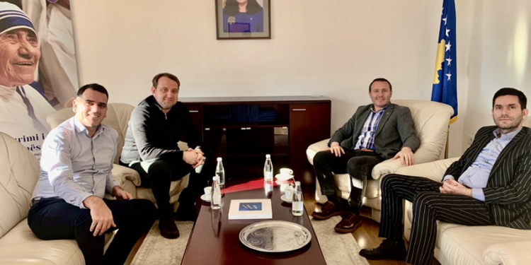 Prindon Sadriu përfundon mandatin në Shkup