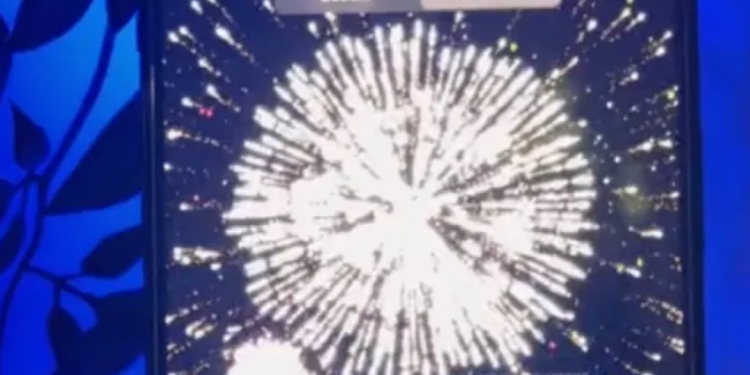 Truku i fshehur në iPhone që i bën mesazhet e Krishtlindjeve më të veçanta