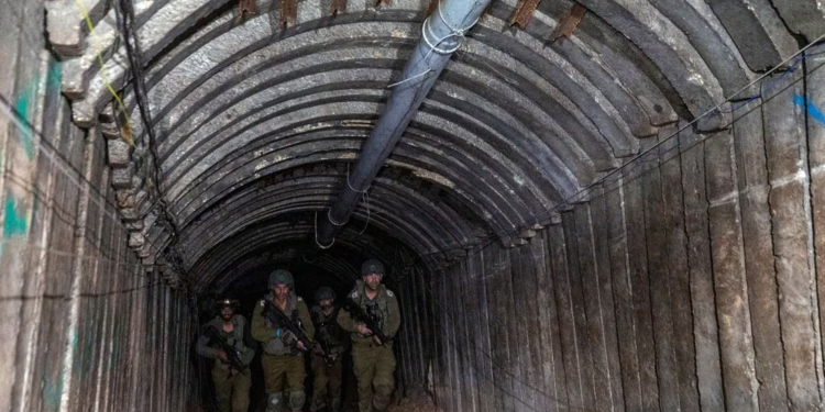 Izraeli thotë se ka gjetur tunelin më të madh të Hamasit në Gaza