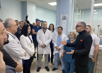 Në prag të festës së Vitit të Ri, Osmani e Vitia vizitojnë QKUK-në