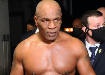 Legjenda e boksit Mike Tyson planifikon rikthim në ring